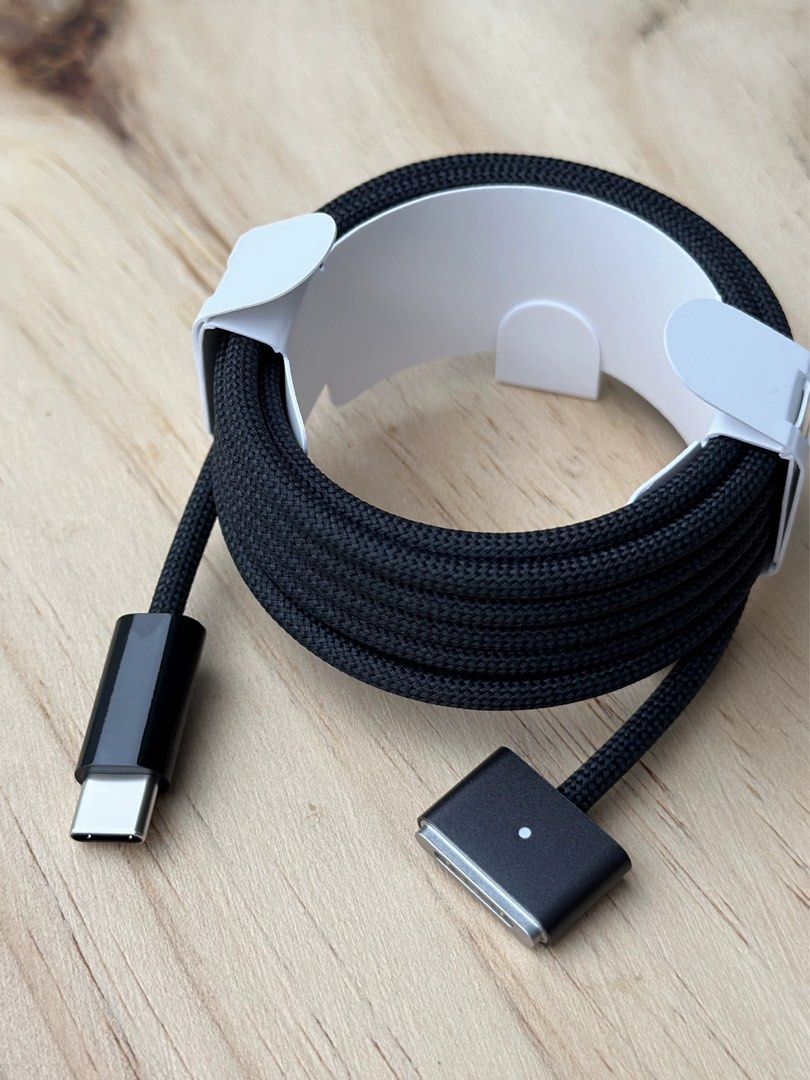 Apple Original USB-C to Magsafe 3 Cable