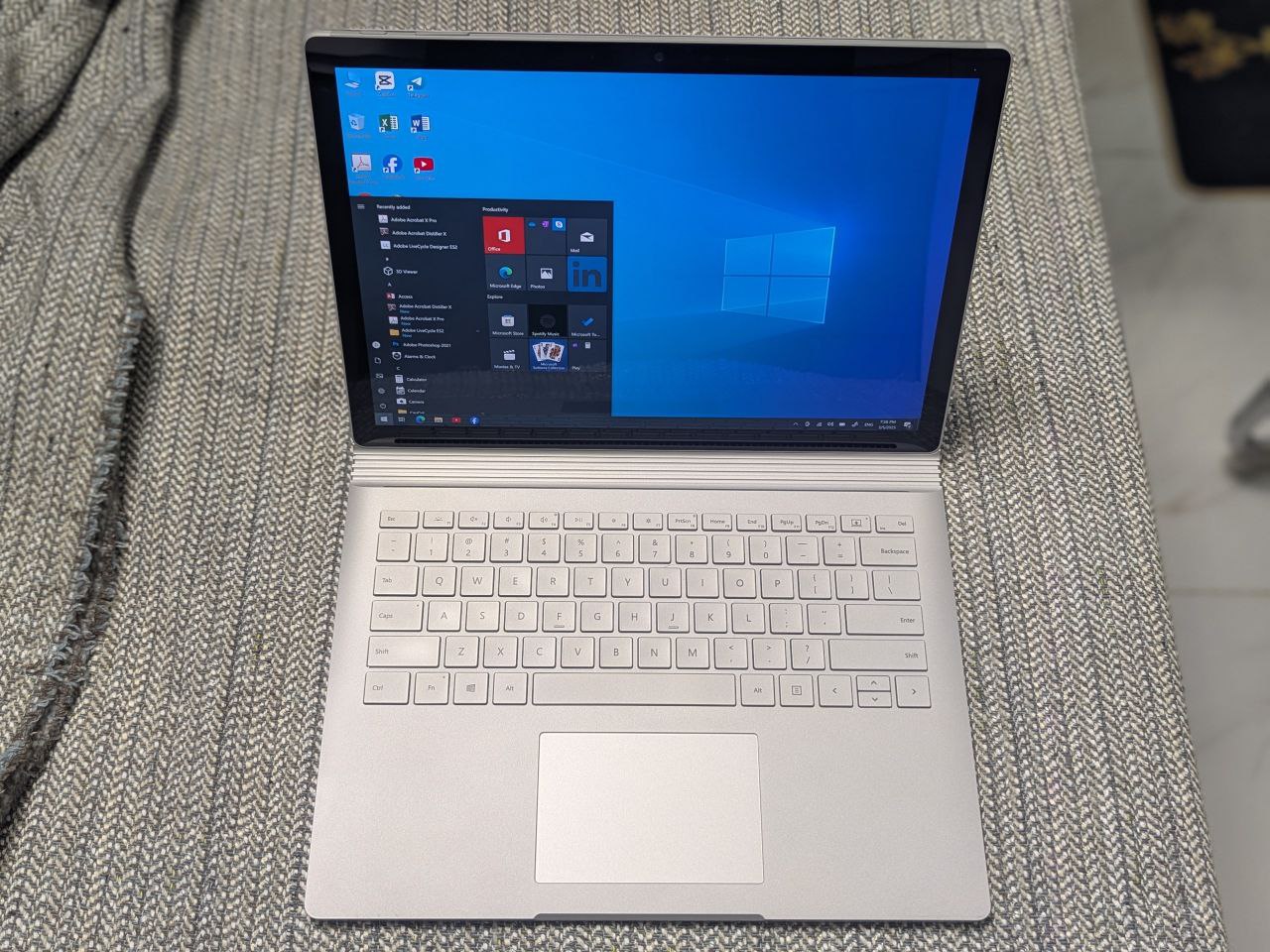 Microsoft Surface Book 2, 13.5inch, 16GB RAM 1TB SSD