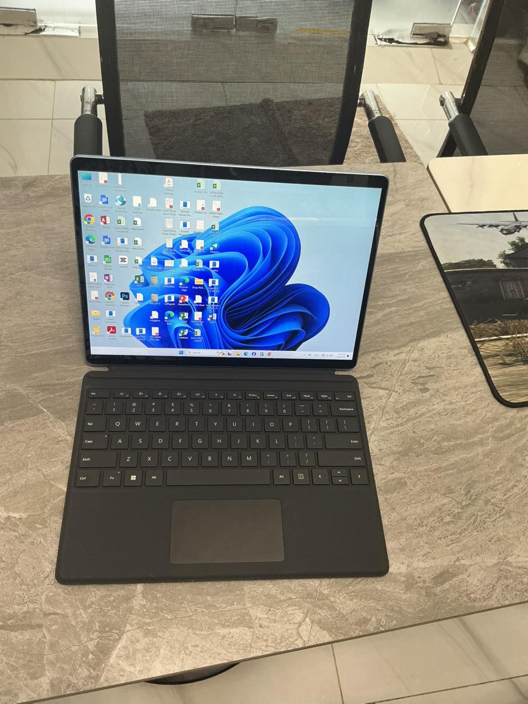 Microsoft Surface pro 9 i7/16BG/256GB