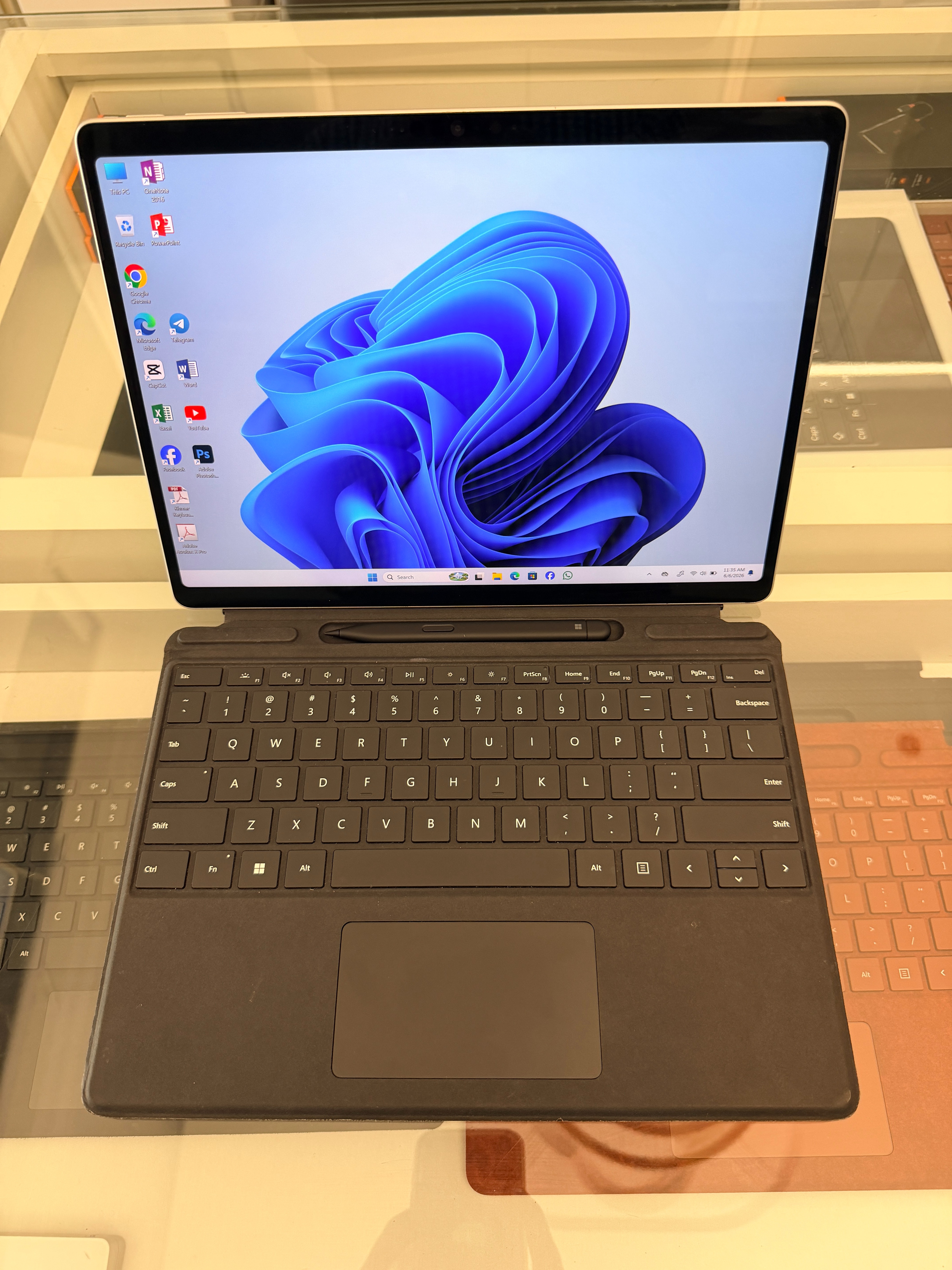 Surface​ Pro 11 Ultra 7-268V/32GB/1TB