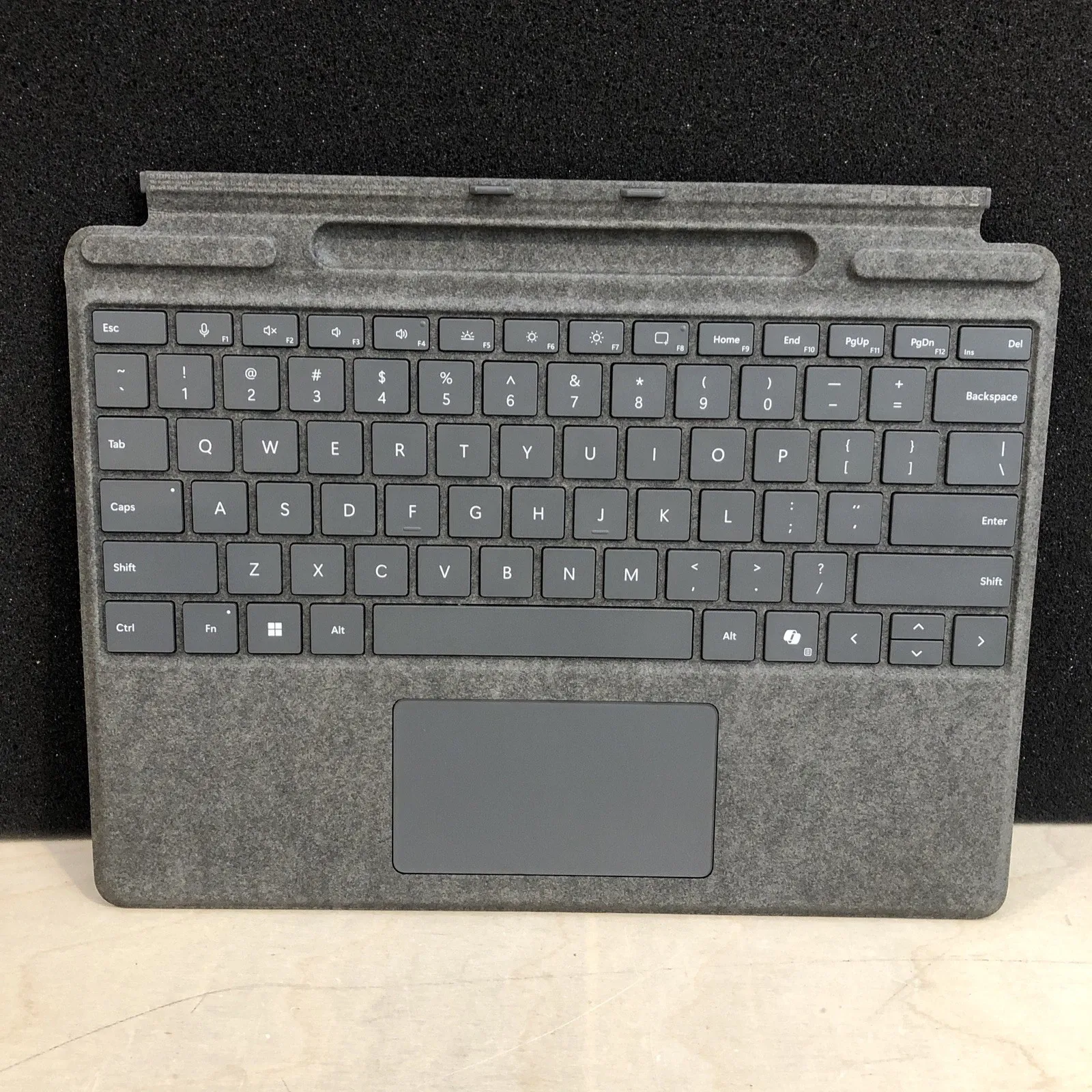 Microsoft surface pro keyboard - gray