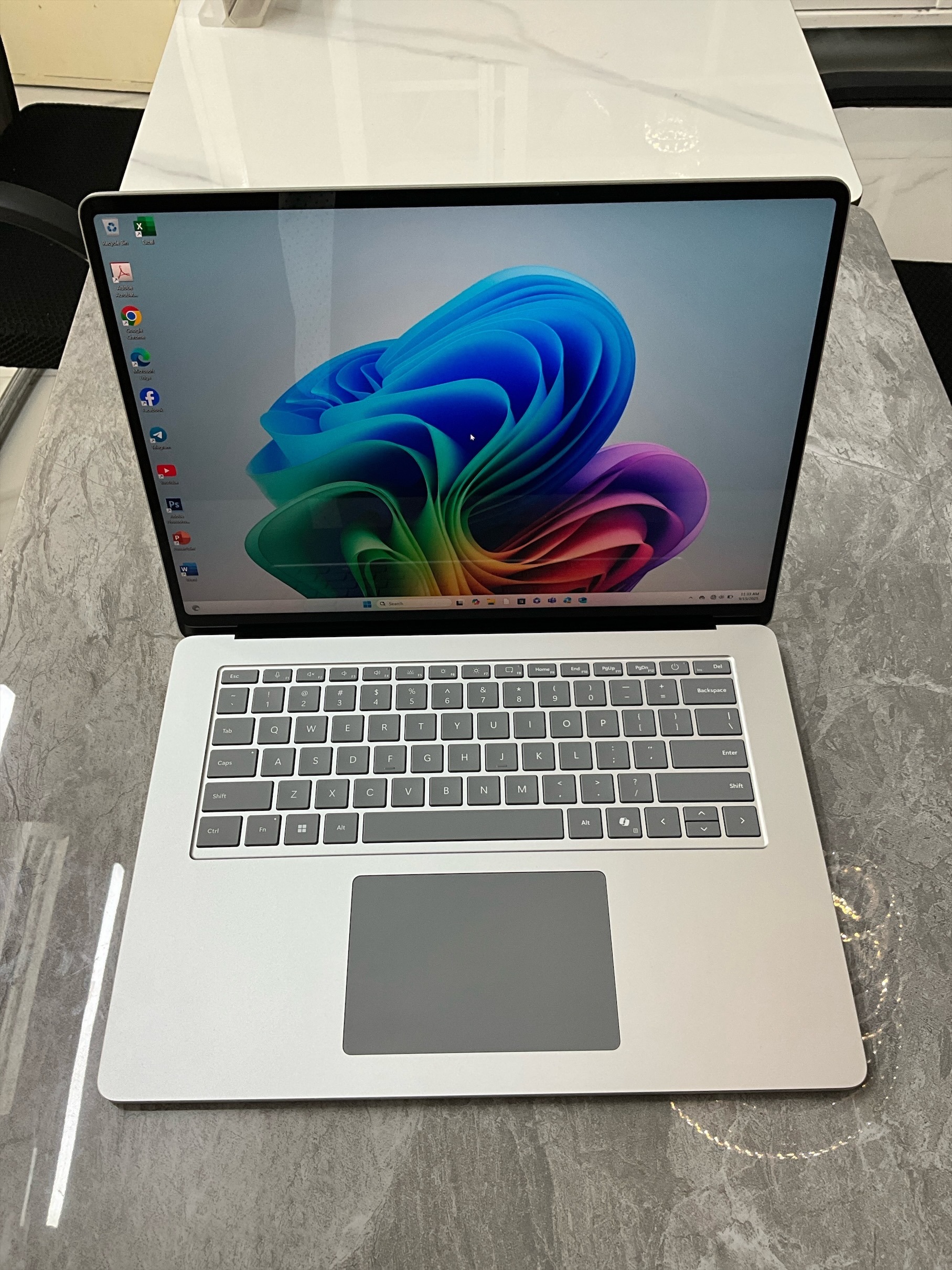 Surface Laptop 7 U7/16GB/512GB - [2025]